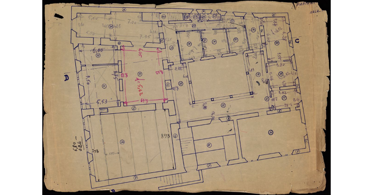 [Pianta del primo piano del palazzo dell'ex Federazione Fascista con l'indicazione della distribuzione delle stanze in base al progetto di ristrutturazione]