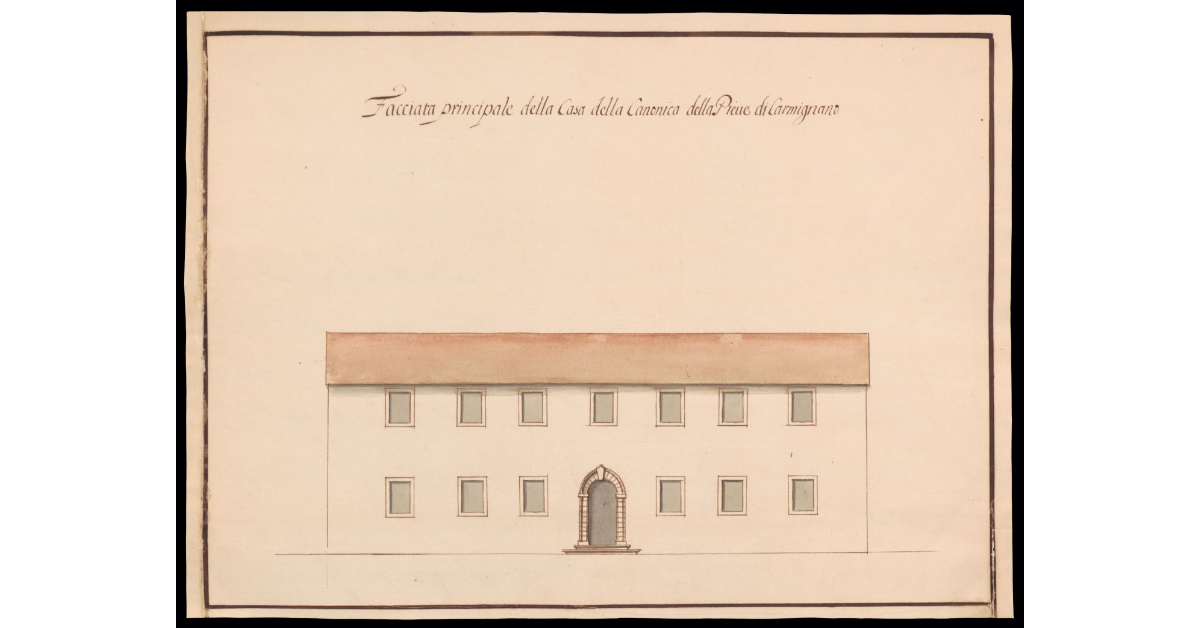 Facciata principale della casa della Canonica della Pieve di Carmignano